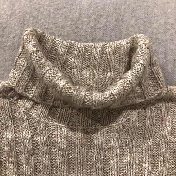 NWOT - Variegated Neutral Yarn Ribbed Turtleneck Sweater - Picture 2 of 16